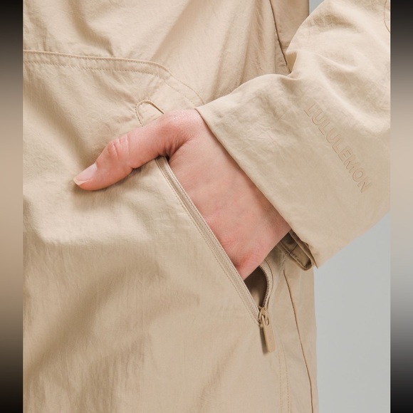 Hooded Mid-Length Utility Jacket - Picture 4 of 14